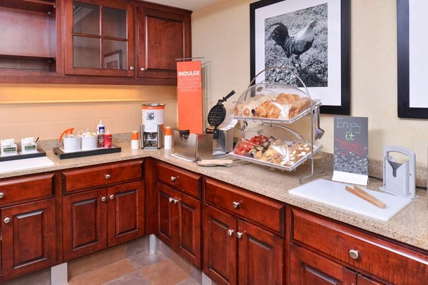 Images Hampton Inn & Suites Dayton-Vandalia