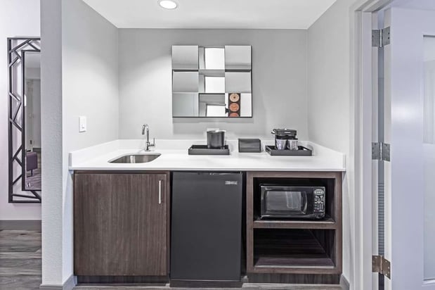 Images Embassy Suites by Hilton Houston Energy Corridor