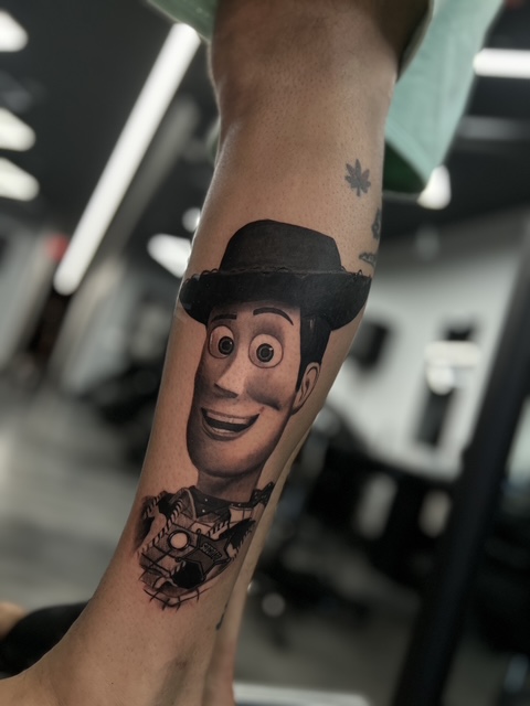 Rafael Dominoni Tattoo Artist Image