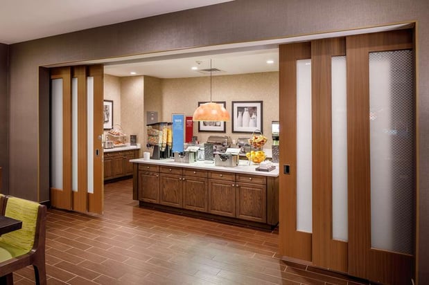 Images Hampton Inn Paramus