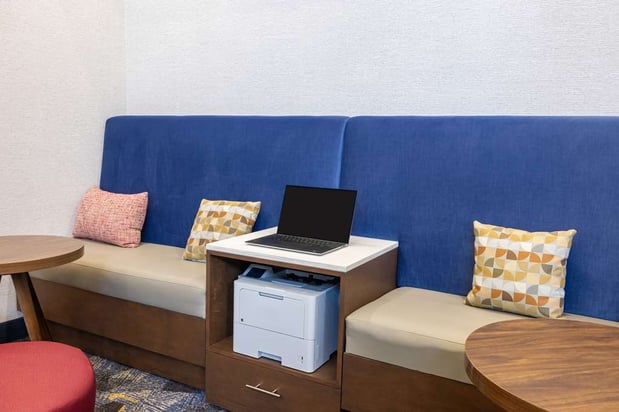 Images Hampton Inn & Suites Brenham