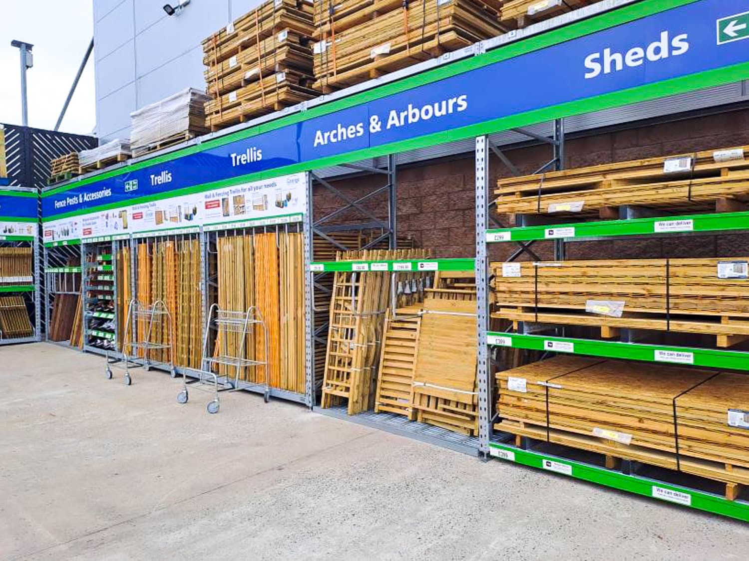 Images B&M Home Store with Garden Centre