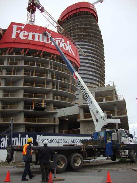 Images AmCana Crane Rental