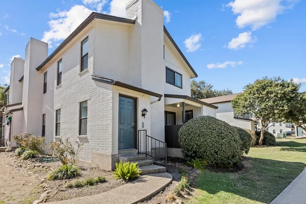 Images Maxwell Townhomes