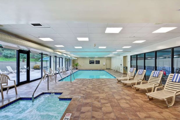 Images Hampton Inn & Suites Wilkes-Barre/Scranton, PA