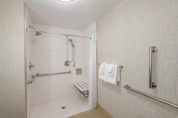 Images Holiday Inn Express & Suites Phoenix - Airport North by IHG