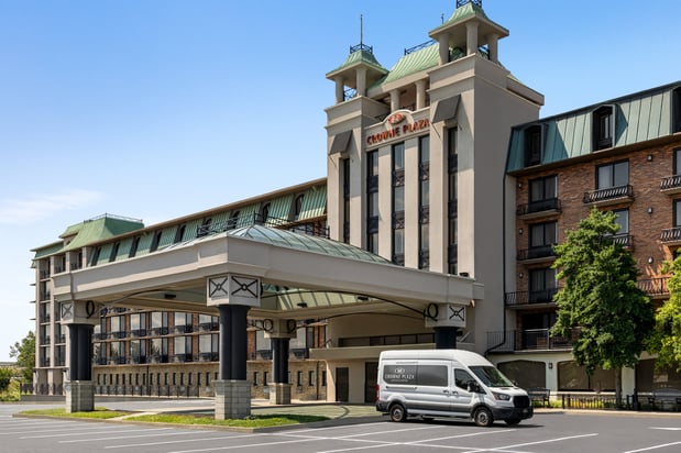Images Crowne Plaza Louisville Airport Expo Ctr by IHG