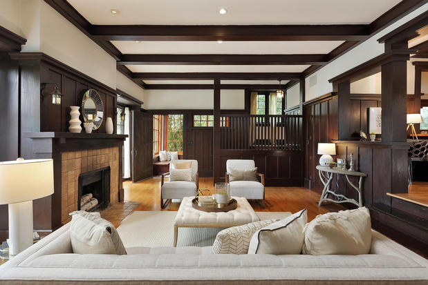 Images Anja Plowright, REALTOR | Anja + Co.