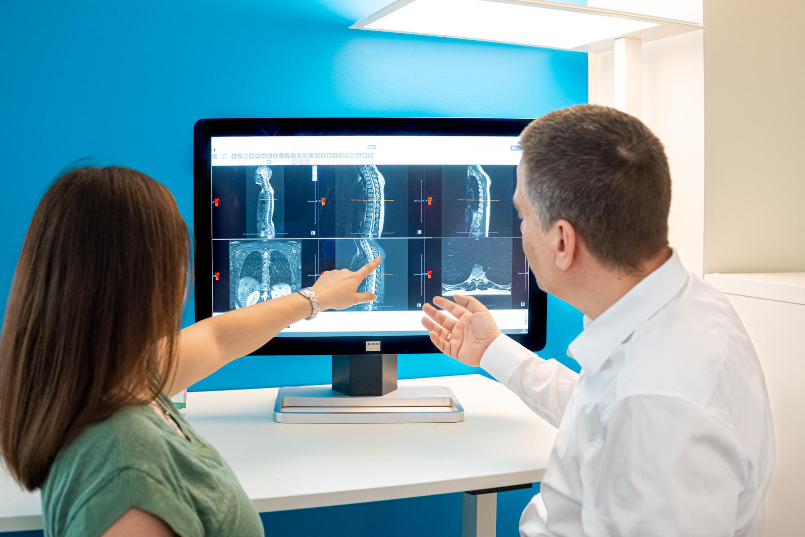 Bild 30 Dr. Lins | Ihre MRT Radiologie Privatpraxis Nürnberg | Schnelle Termine | Vorsorge und mehr in Nürnberg