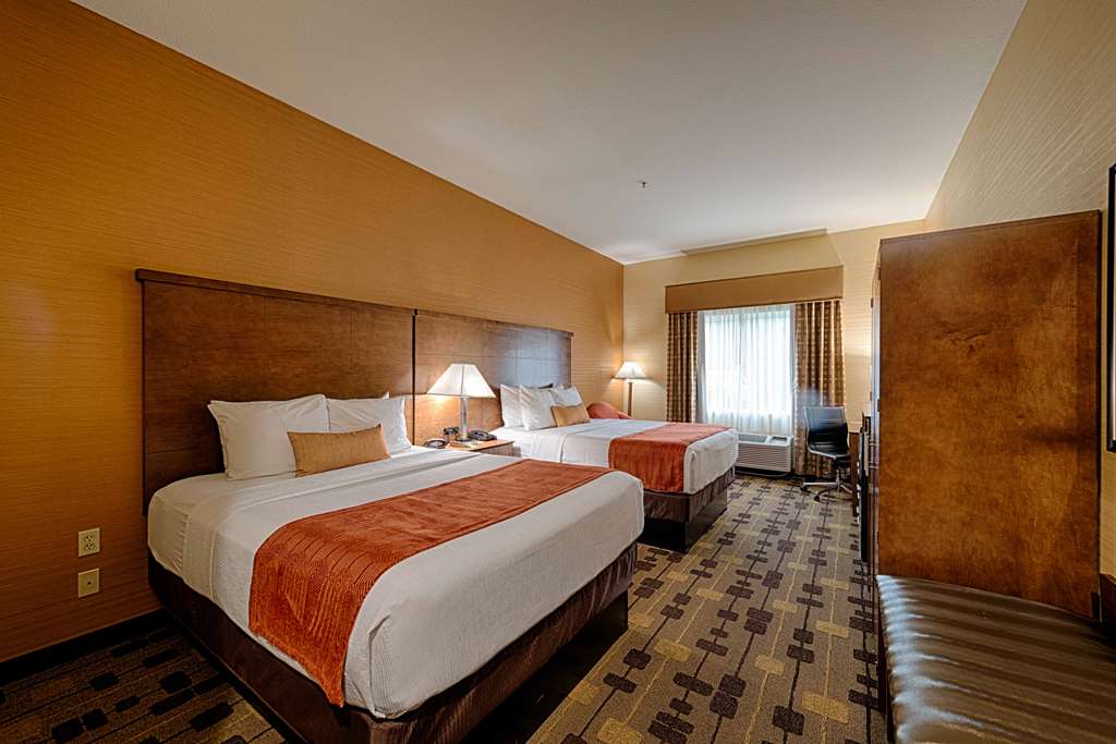 Two Queen Bed Guest Room