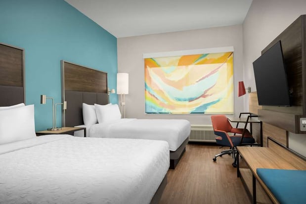 Images Tru by Hilton Jacksonville West I 295
