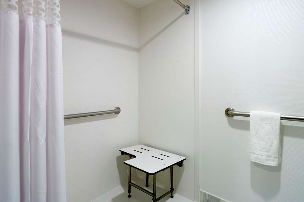 Hilton Garden Inn Queens/JFK Airport