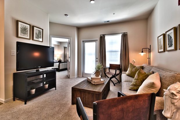Images Aventura at Maryland Oaks