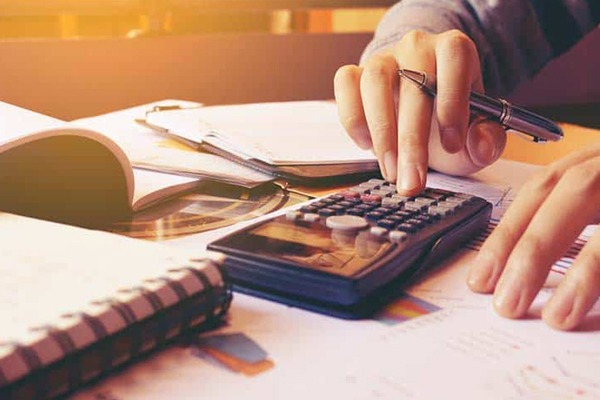 Images IAG M&A Advisors