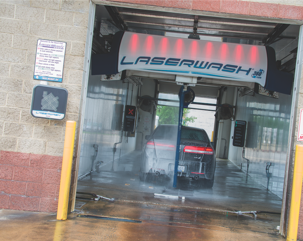 Images Montrose Laserwash