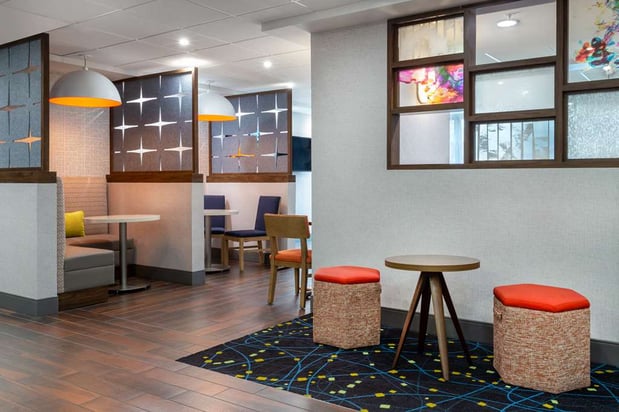 Images Hampton Inn Ft. Lauderdale-Commercial Blvd.