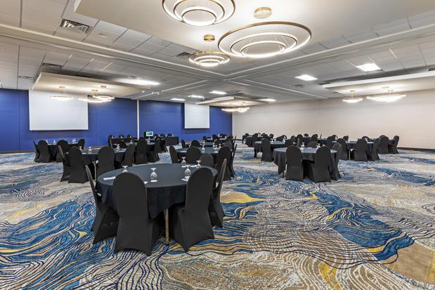 Images Holiday Inn Resort South Padre Island-Beach Front by IHG