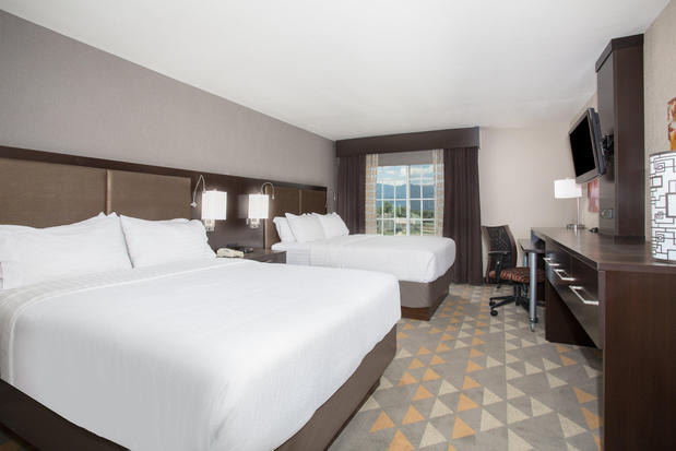 Images Holiday Inn Colorado Springs Airport by IHG