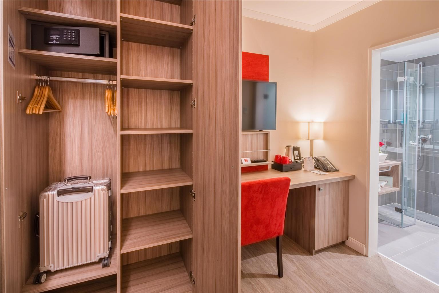 Best Western Plus Hotel Regence, Peterstrasse 71 in Aachen