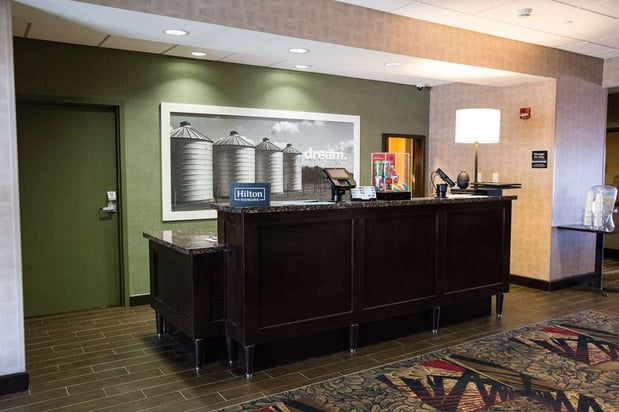 Images Hampton Inn & Suites Bismarck Northwest
