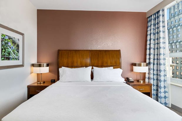 Images Hilton Garden Inn New Orleans French Quarter/CBD