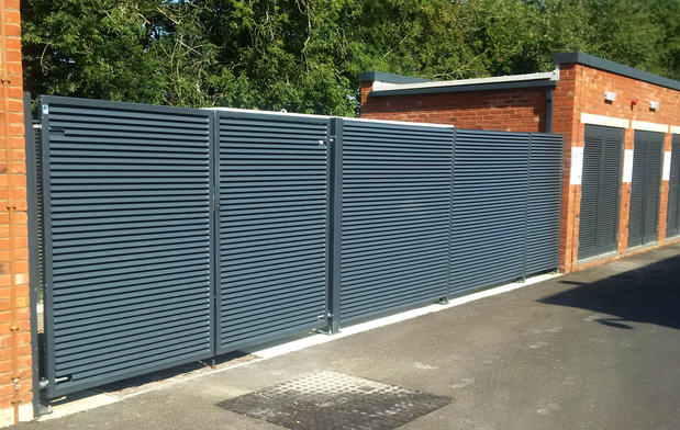 Images Gate Repair Northridge