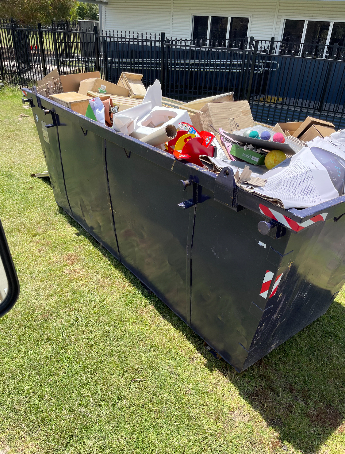 Images SS Bin Hire Melbourne