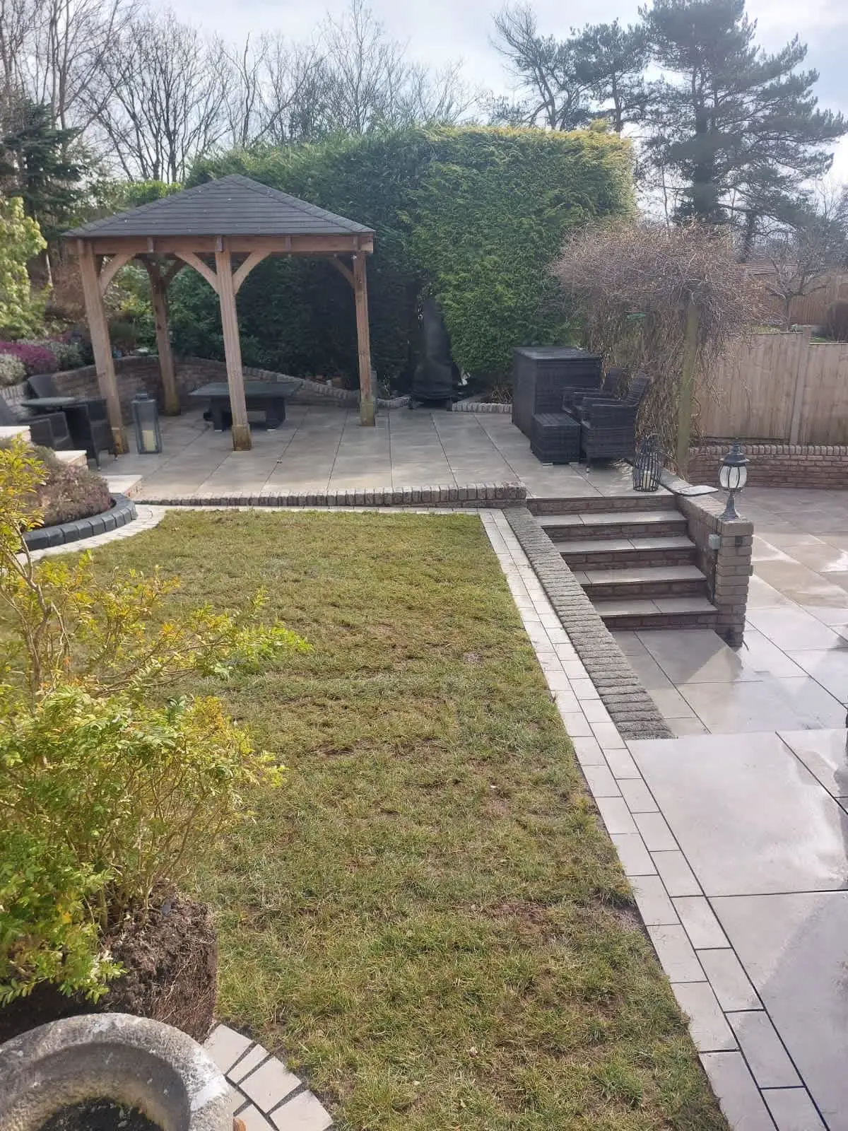 Images Groundforce Midlands Ltd