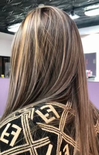 Elevate your look with expertly applied hair highlights at Salon Agnesia in Jersey City, NJ. Whether you desire subtle dimension or bold contrast, our stylists use advanced techniques to achieve the perfect highlights that enhance your natural beauty.