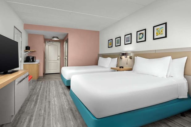 Images Hilton Garden Inn Greensboro