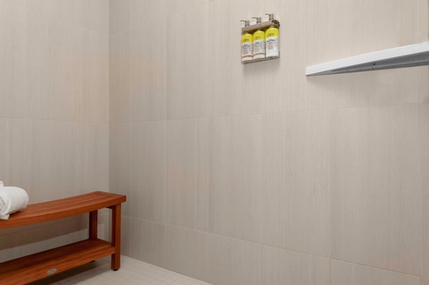 Images Holiday Inn Express & Suites Coeur D Alene I-90 Exit 11 by IHG