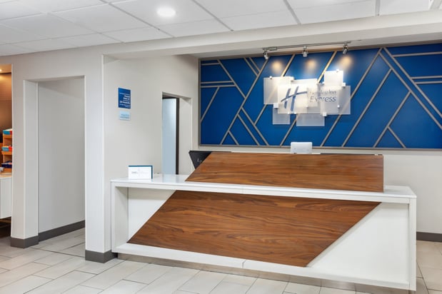 Images Holiday Inn Express Fremont by IHG