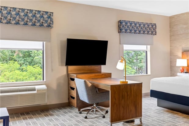 Images Hampton Inn & Suites Grove City