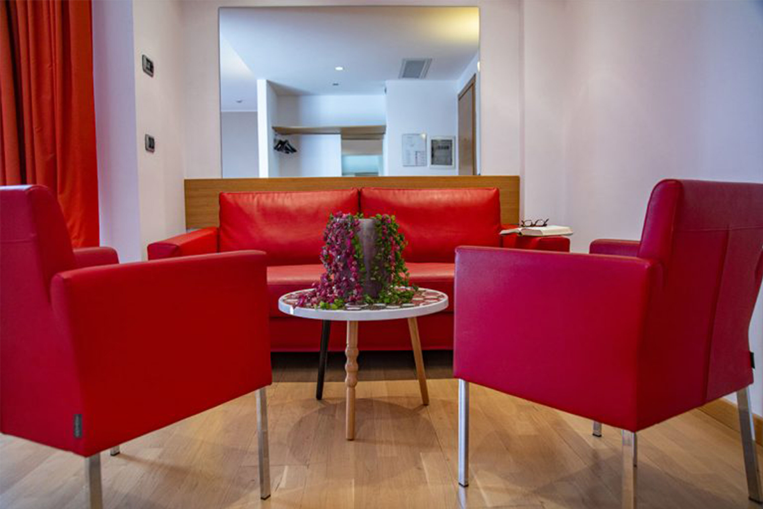 Images B&B HOTEL Remilia
