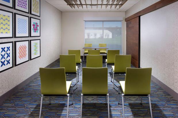 Images Holiday Inn Express & Suites New Braunfels by IHG