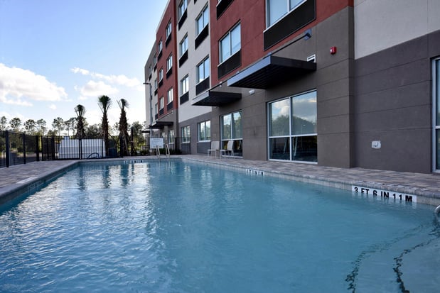 Images Holiday Inn Express & Suites Orlando Southeast by IHG