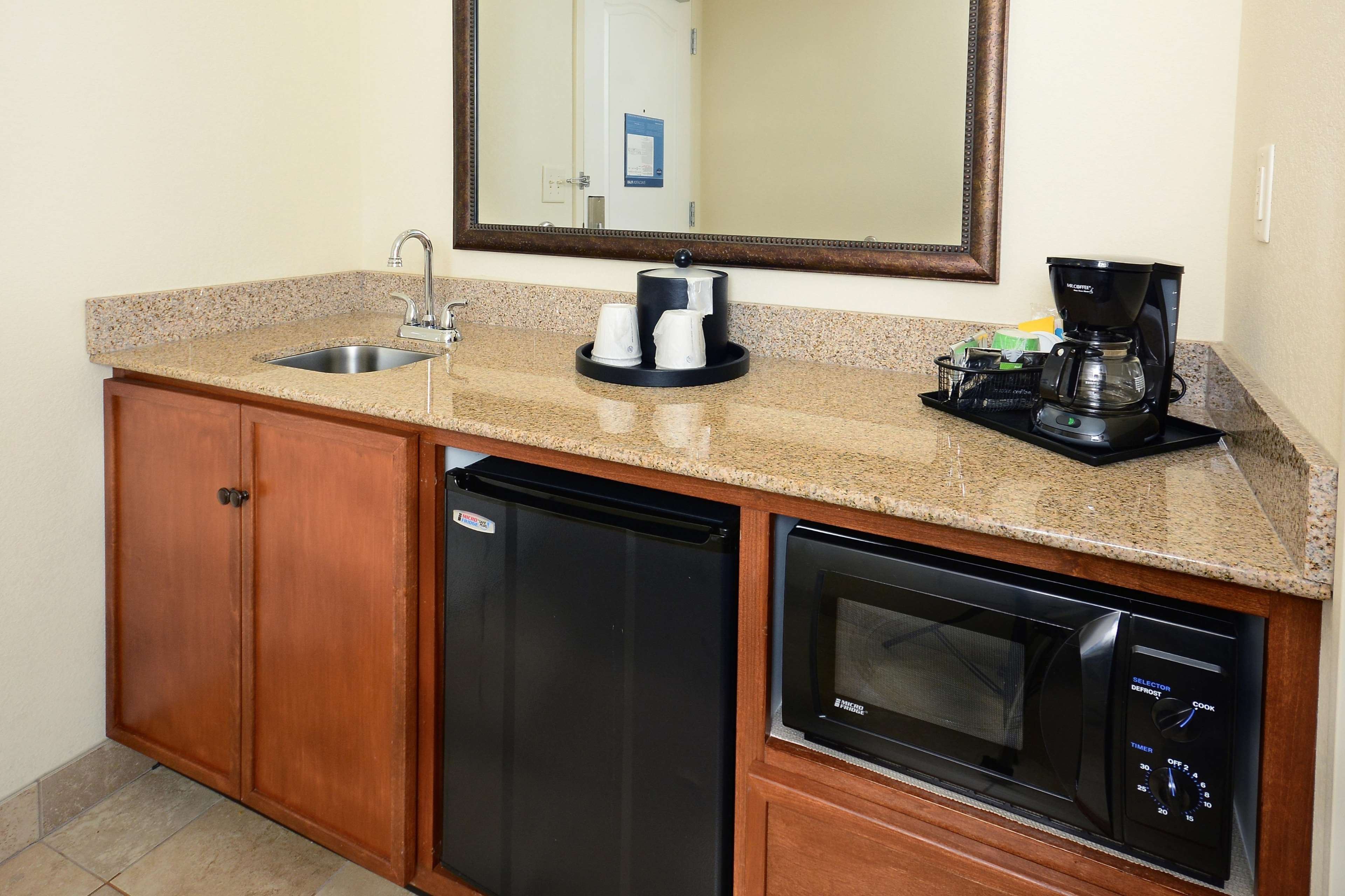 Hampton Inn & Suites Durham/North I-85