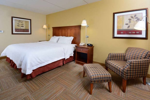 Images Hampton Inn Raleigh-Capital Blvd. North