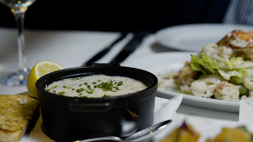Soup side dish paired with entree