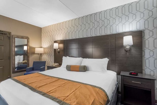 Images Best Western Plus Bowling Green