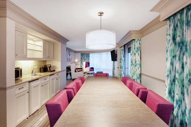 Images Hilton Garden Inn Chicago North Shore/Evanston
