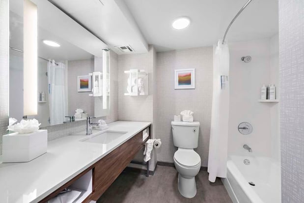 Images Hampton Inn by Hilton Los Angeles Airport