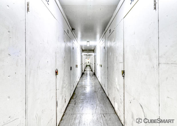 Images CubeSmart Self Storage