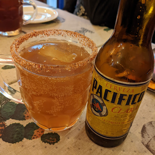 Un Chingo De Sabor
