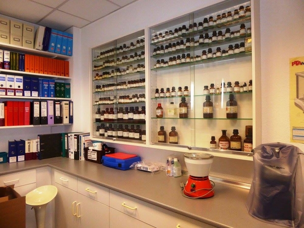 Bild 4 Schinkel Apotheke in Berlin