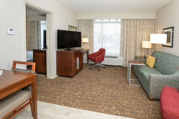 Images Hampton Inn & Suites Nashville-Green Hills