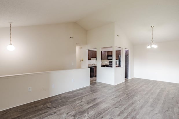 Images Pavilion Court Apartment Homes