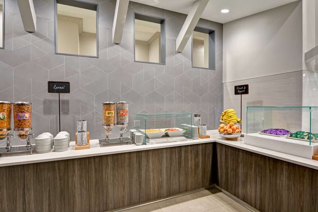 Images Embassy Suites by Hilton Miami International Airport