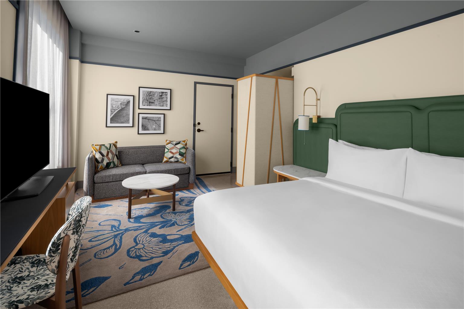 Guest room