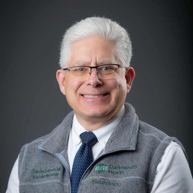 Images Timothy G. Lukovits, MD